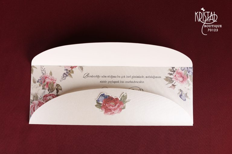 Faire part fleuri ivoire avec enveloppe dépliante