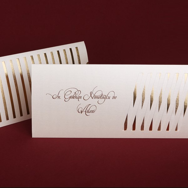 Faire part écru à rayures dorées et sa pochette