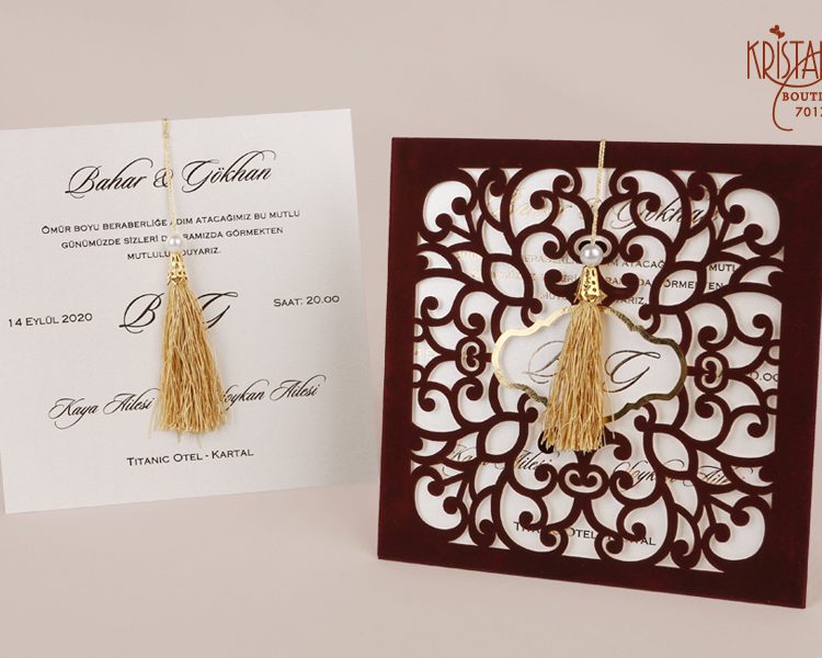 Faire part velours bordeaux en dentelle