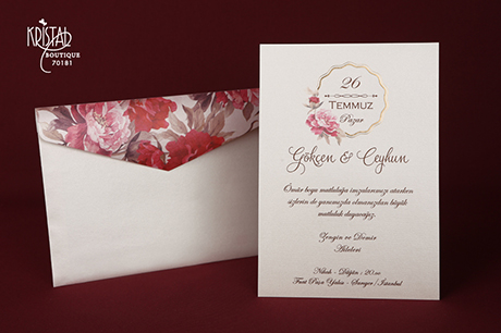 Faire part fleuri beige avec enveloppe