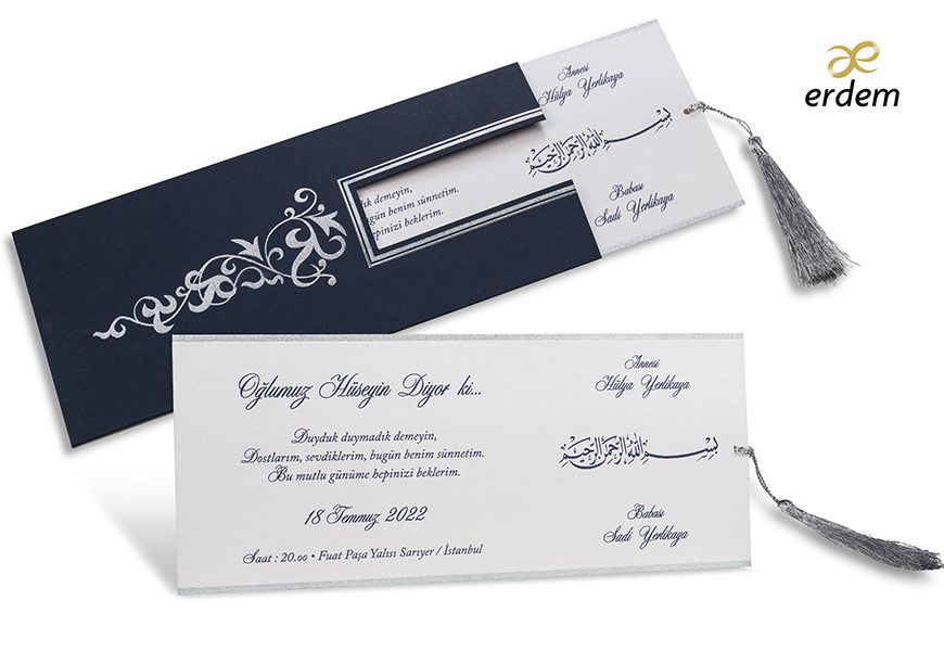 Faire part mariage bleu rectangulaire avec pompon