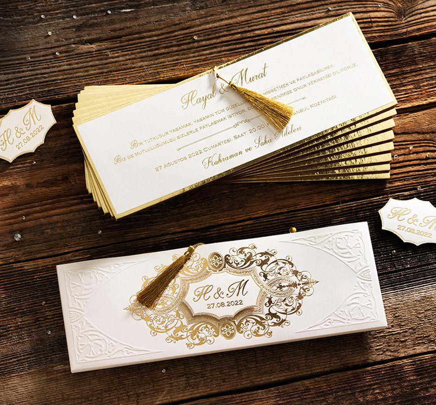 Faire part de luxe doré rigide avec pompon