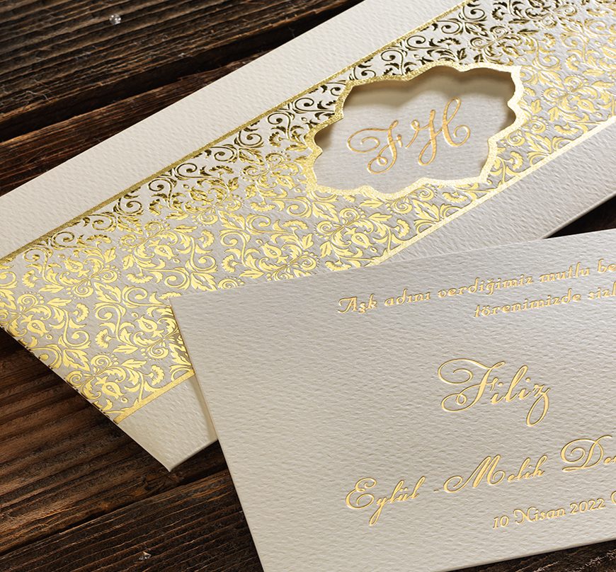 Faire part mariage doré rectangulaire avec pompon