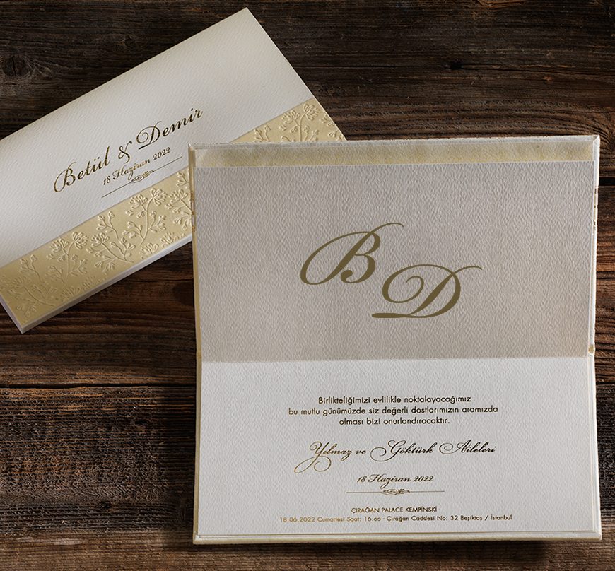 Faire part de luxe velours ivoire style pochette