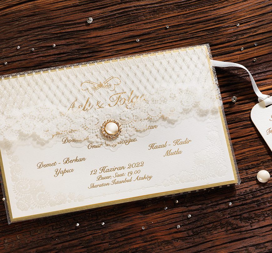 Faire part mariage de luxe en plexiglas en doré