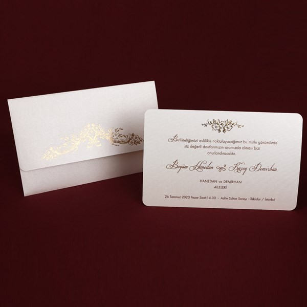 Faire mariage simple pas cher doré avec enveloppe