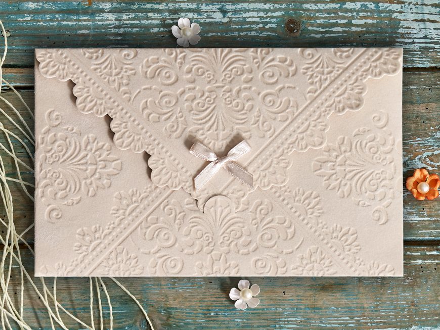 Faire part mariage velours pas cher beige
