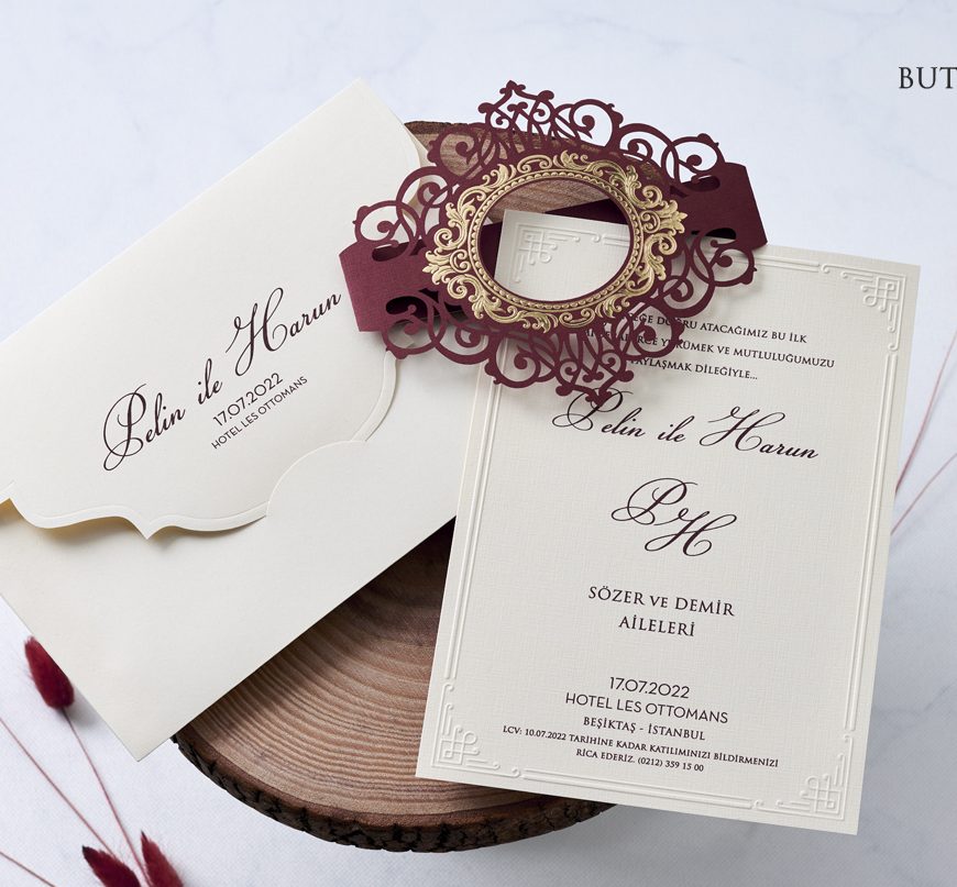 Faire part dentelé rouge et blanc cassé avec enveloppe