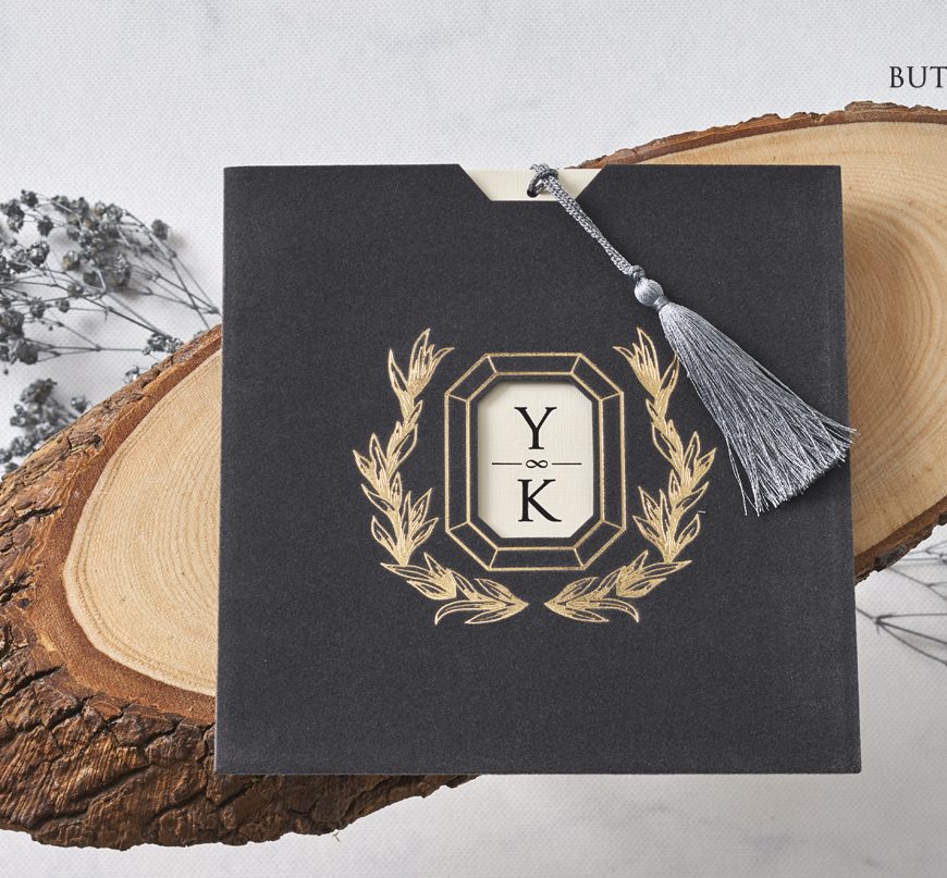 Faire part velours gris et doré format carré