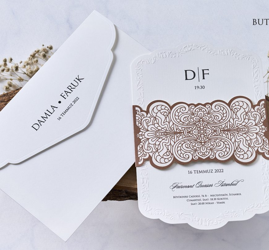 Faire part marron ciselé avec enveloppe