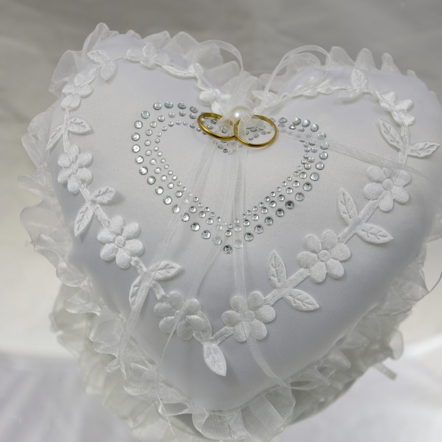 Porte alliance coussin coeur