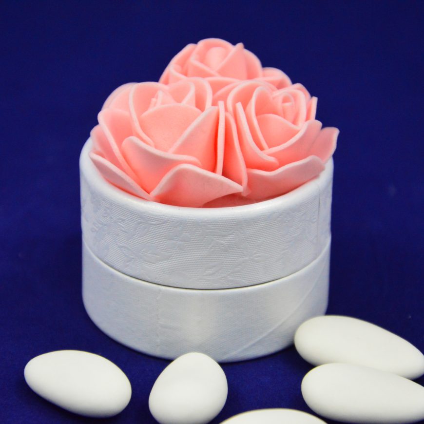 Petite boite à dragées blanche et saumon
