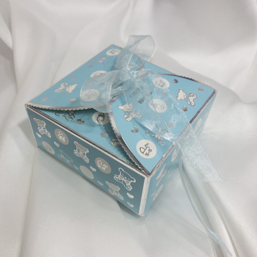 25 Boites à gâteaux bleu naissance