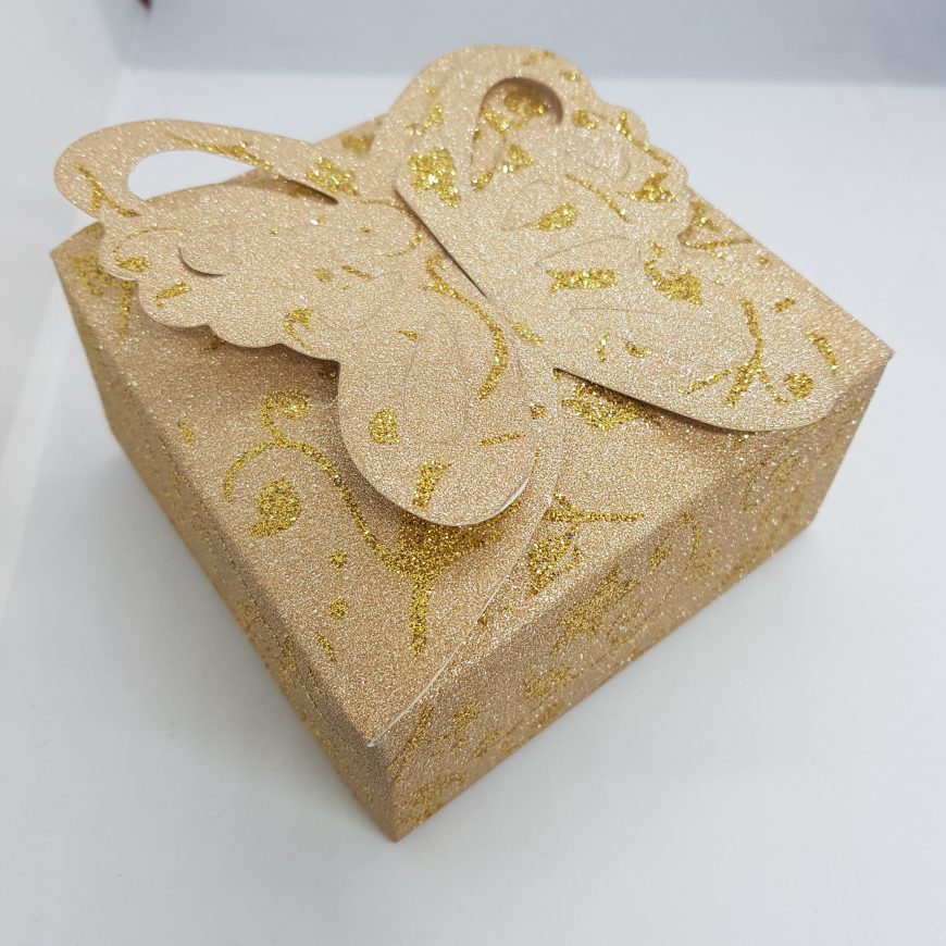 Boite à gâteaux doré papillon pailletée